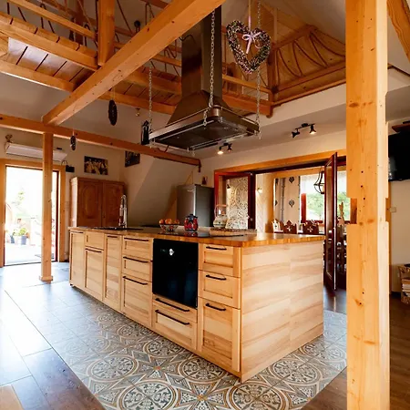 Gorski U Papierzy Sauna, Jacuzzi, Appartement