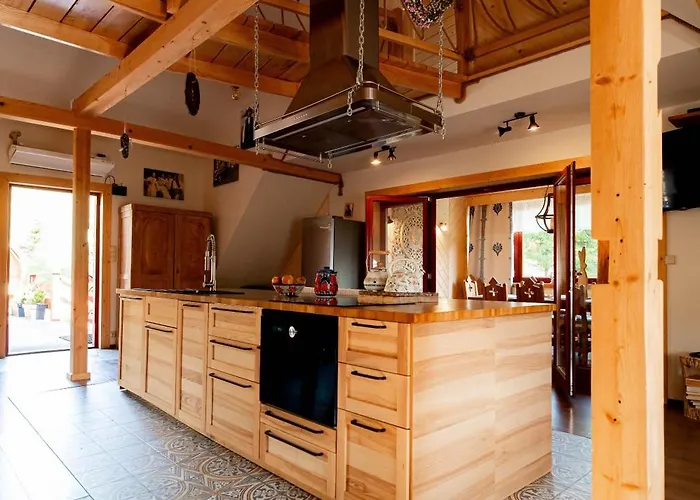 Gorski U Papierzy Sauna, Jacuzzi, דירה