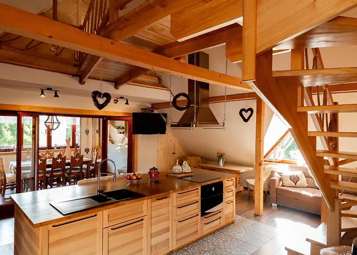 Gorski U Papierzy Sauna, Jacuzzi, דירה Witów