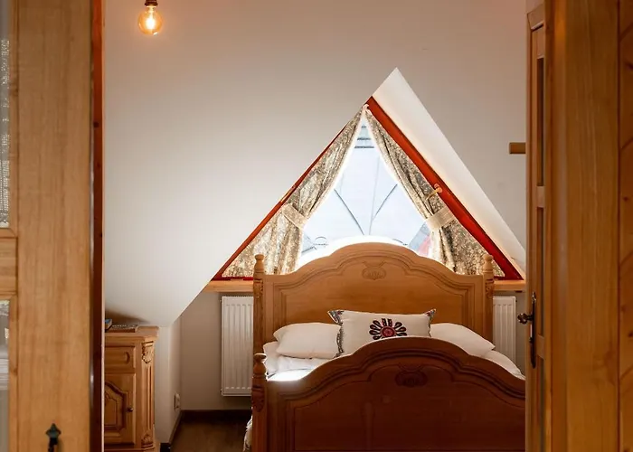 Gorski U Papierzy Sauna, Jacuzzi, דירה